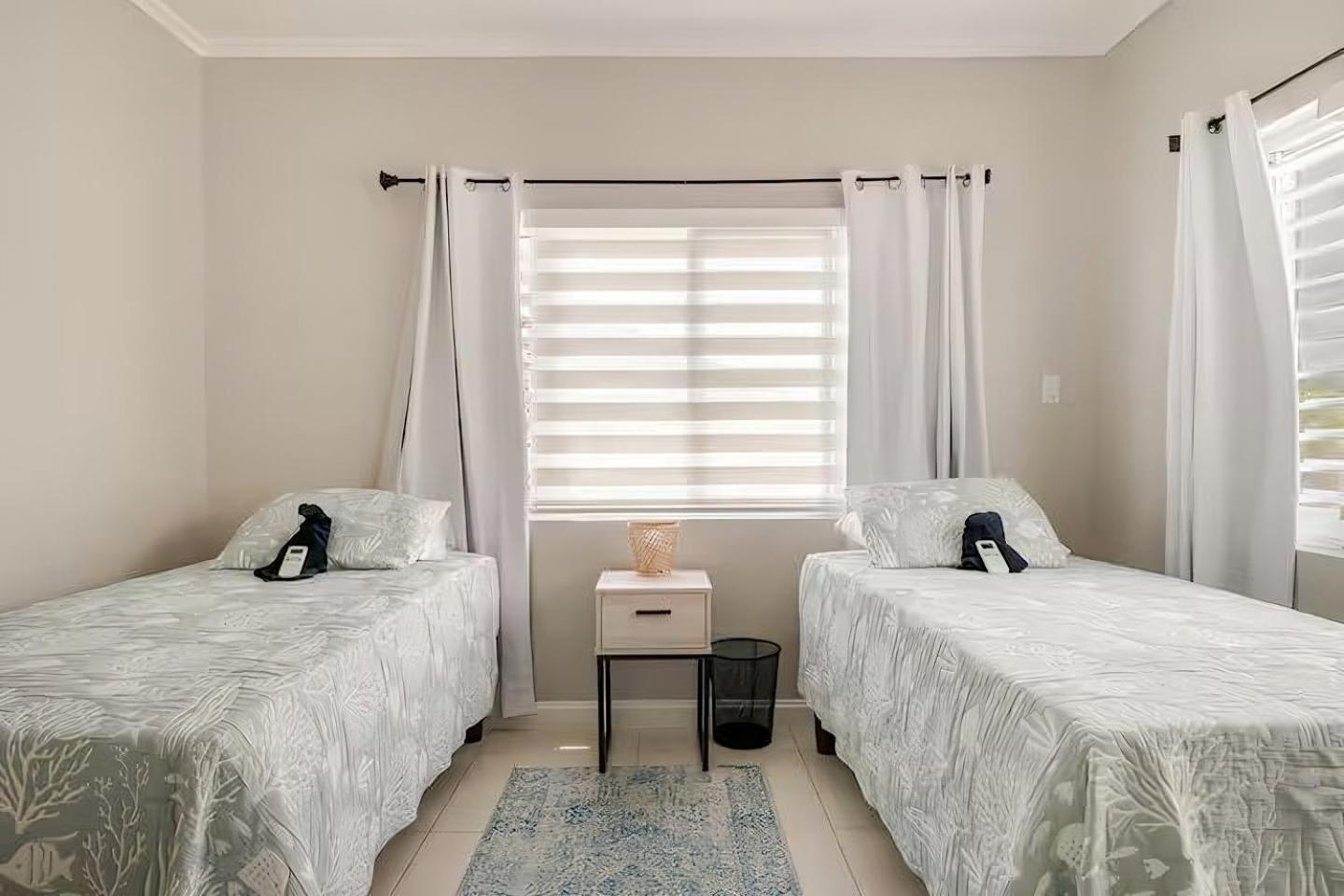 Апартаменты Ocho Rios Ocean Escape Richmond Экстерьер фото